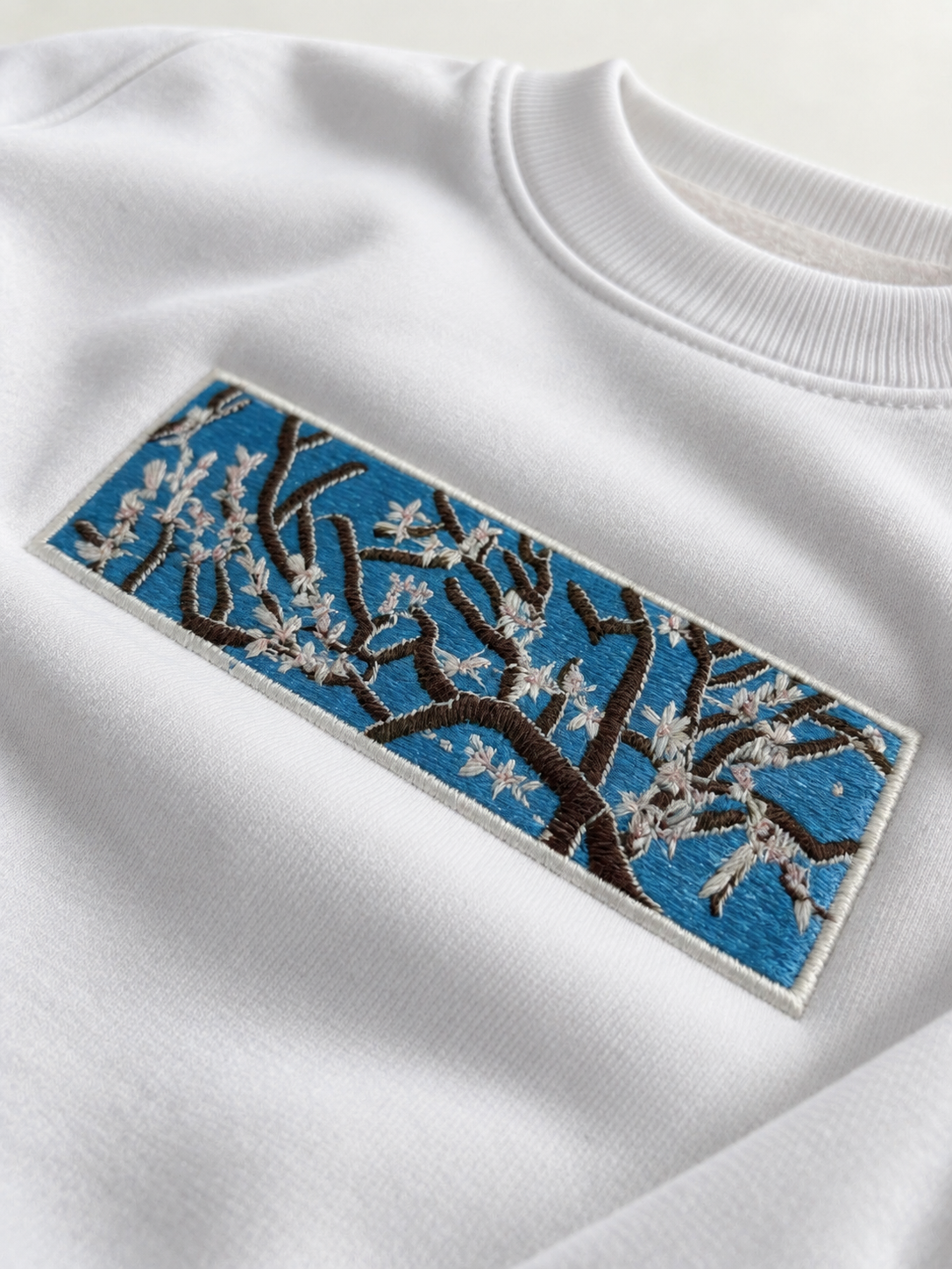 Tulipa Nakışlı Sweatshirt