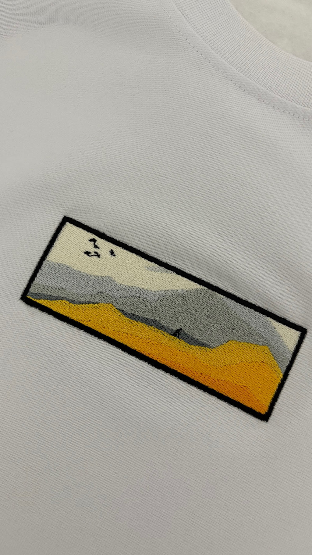 Sessiz Zirve Nakışlı Tshirt